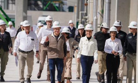 Sheinbaum revisa avances de refinería en Tula y Cbtis en Tizayuca