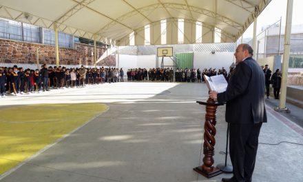 Toman medidas contra maestro denunciado en Tizayuca