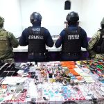 Limpian Cereso de Pachuca: drogas, armas y celulares 