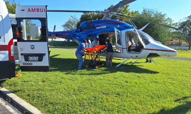 Trasladan vía aérea a menor herida desde Pisaflores