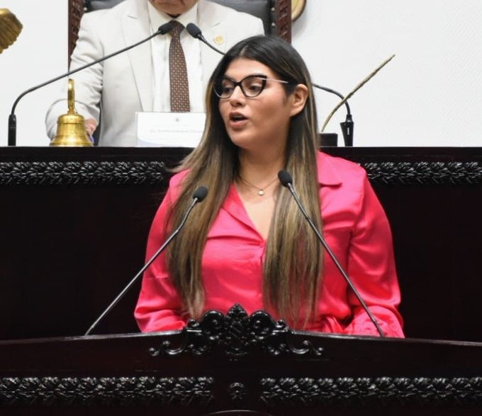 Turnan al Congreso disputa por balneario en Calnali