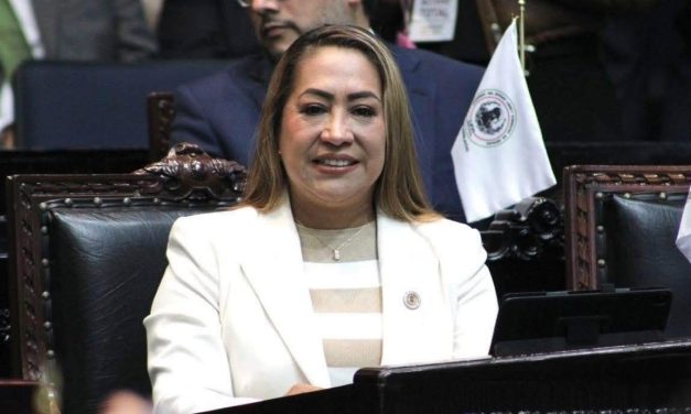 Acusan de fraude a exdiputada