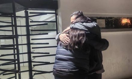 Armando Mera se declara culpable y recupera su libertad