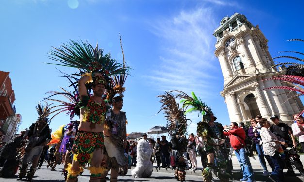 Se realizó el desfile “Es tiempo de Carnaval” en Pachuca