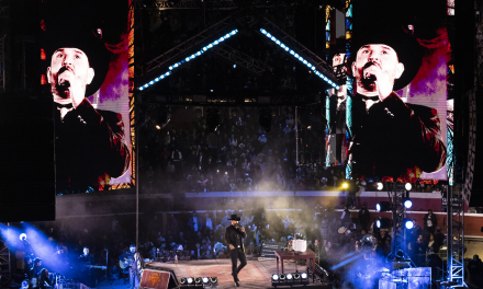 Edén Muñoz se presentó en Pachuca