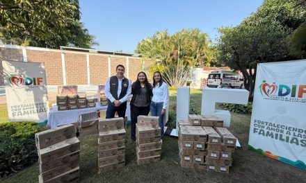 Grupo RICA entrega más de 7 mil piezas de leche a infancias de Hidalgo