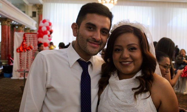 De cliente frecuente a compañero de vida: un amor que nació en una papelería