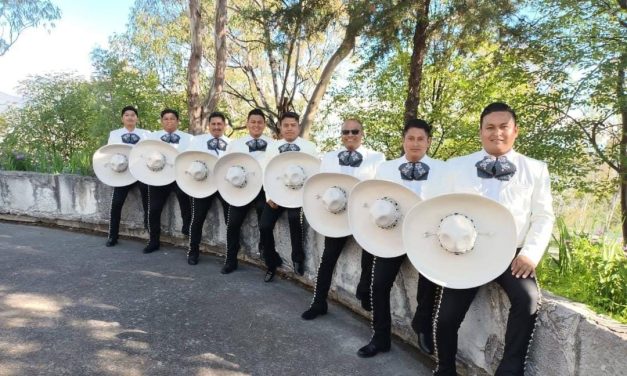 Mariachi da hasta 10 serenatas el 14 de febrero