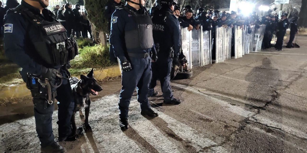 Escalan manifestaciones de El Mexe