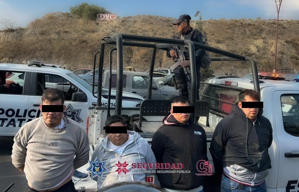 Aseguran a cuatro implicados en robo de vehículo en Pachuca