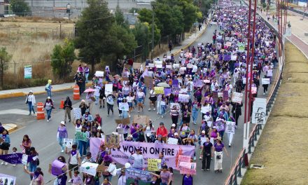 Más de 5 mil mujeres salieron a marchar en Pachuca
