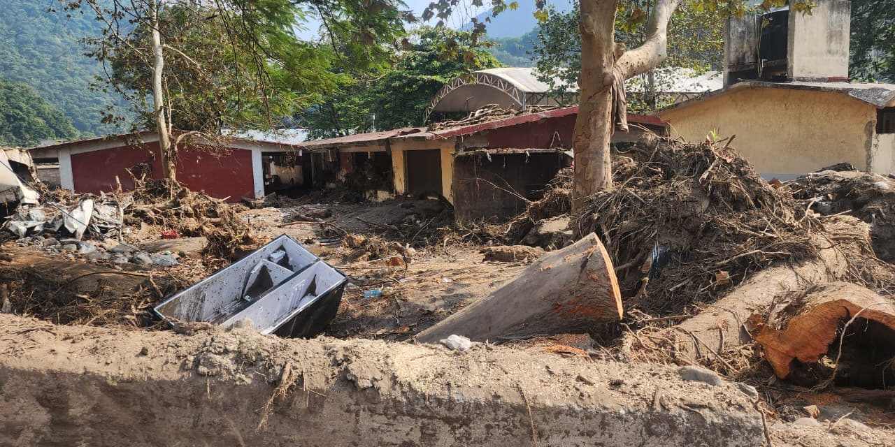 Siguen sin salón de clases mil 561 alumnos