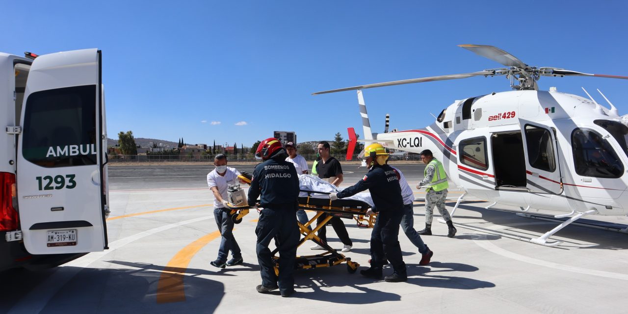 Traslado aéreo garantiza atención especializada a paciente de la Huasteca