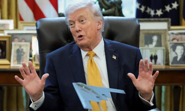 Donald Trump advierte que tomará Cuba