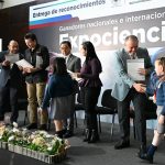 Reconocen a niños, niñas y adolescentes genios
