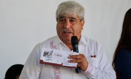 La Escuela es Nuestra entregará 900 mdp a estudiantes