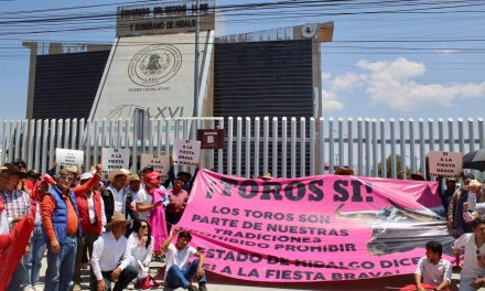 Taurinos exigen mantener las corridas de toros