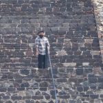 Ataque armado en Teotihuacán deja una turista fallecida y 13 lesionados