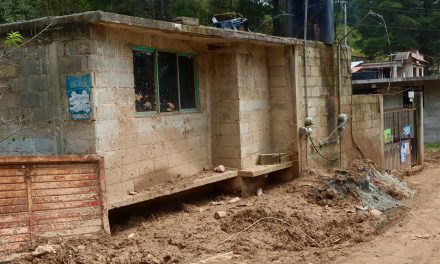 Tianguistengo y Zacualtipán también buscan créditos con Banobras