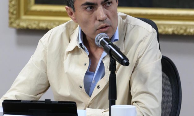 Presentan sustento legal para prohibir corridas de toros