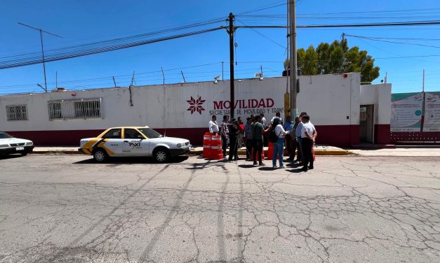 Taxistas denuncian abusos en operativos