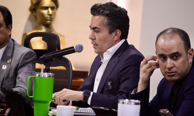 Entre críticas, Congreso avala consulta taurina