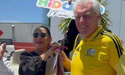 Hidalgo despide a la Selección de Sudáfrica