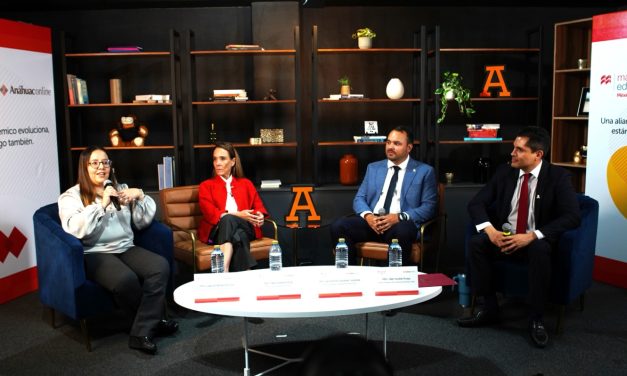 Anáhuac crea alianza para liderazgo escolar