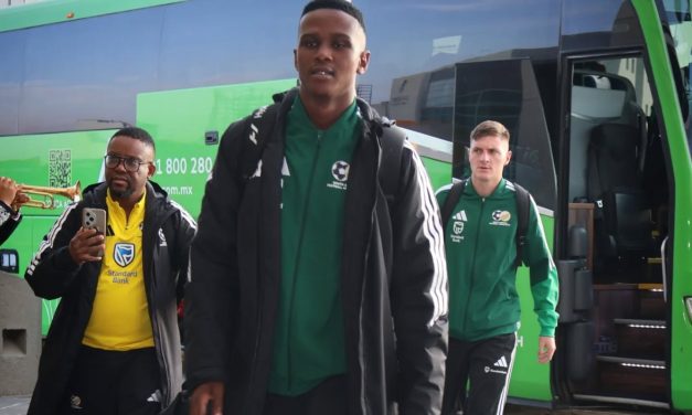 Gastan 5 mdp en cancha para selección de Sudáfrica