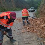 Tras lluvias reabren 18 caminos en el estado