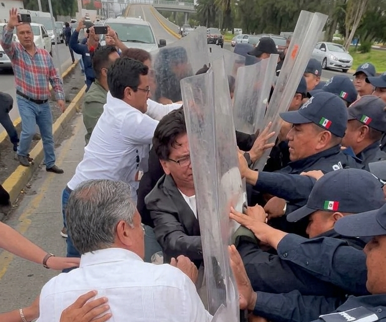 Menchaca niega represión en manifestaciones