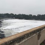 Realizan desfogue controlado en presa Requena