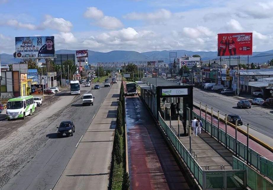 Pachuca asegura apoyo a fraccionamientos sureños