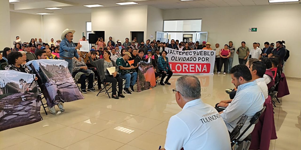 Tulancingo: Protestan en alcaldía y amagan con boicot a Expo Feria 2026