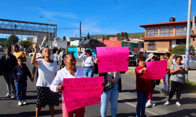 Ratifican a director de secundaria tras bloqueo en la Pachuca-Tulancingo