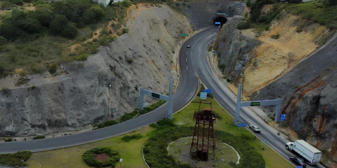 Exigen revisión técnica de la nueva carretera  Real del Monte-Huasca