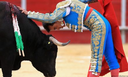 Menchaca pide prudencia con tauromaquia en Feria de San Francisco