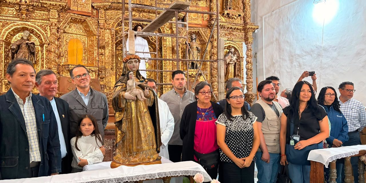 Santa Rosa de Lima vuelve a su capilla en Epazoyucan