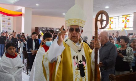 Pide Arzobispo de Tulancingo seguir a Cristo ante cambios parroquiales