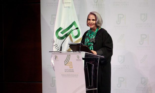 Aladro evita adelantar si buscará candidatura