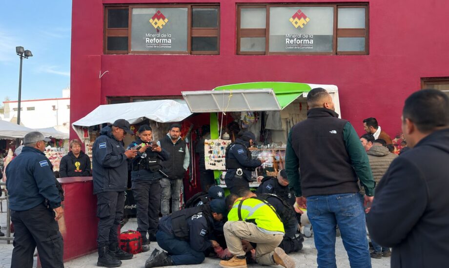 Viento provoca caída de estructura en la Feria de Pachuquilla
