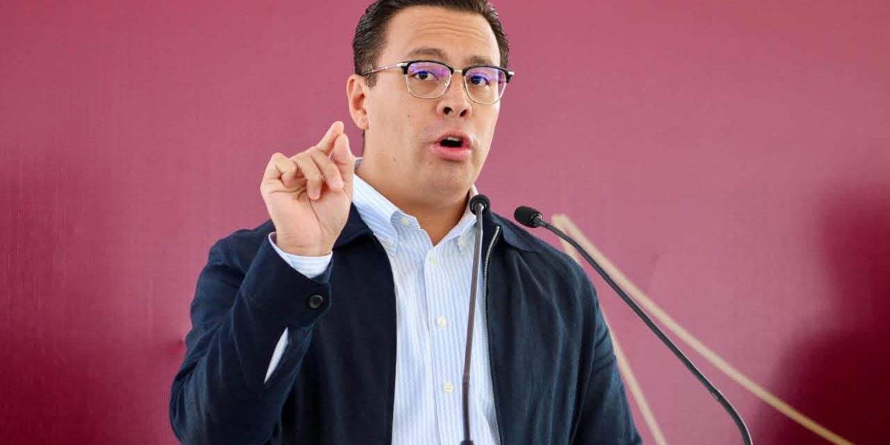 Oficial mayor sería citado a comparecer en el Congreso