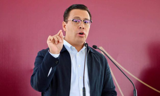 Oficial mayor sería citado a comparecer en el Congreso