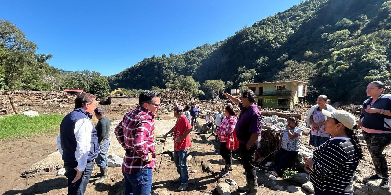 Tianguistengo sigue en reconstrucción a un año de la vaguada