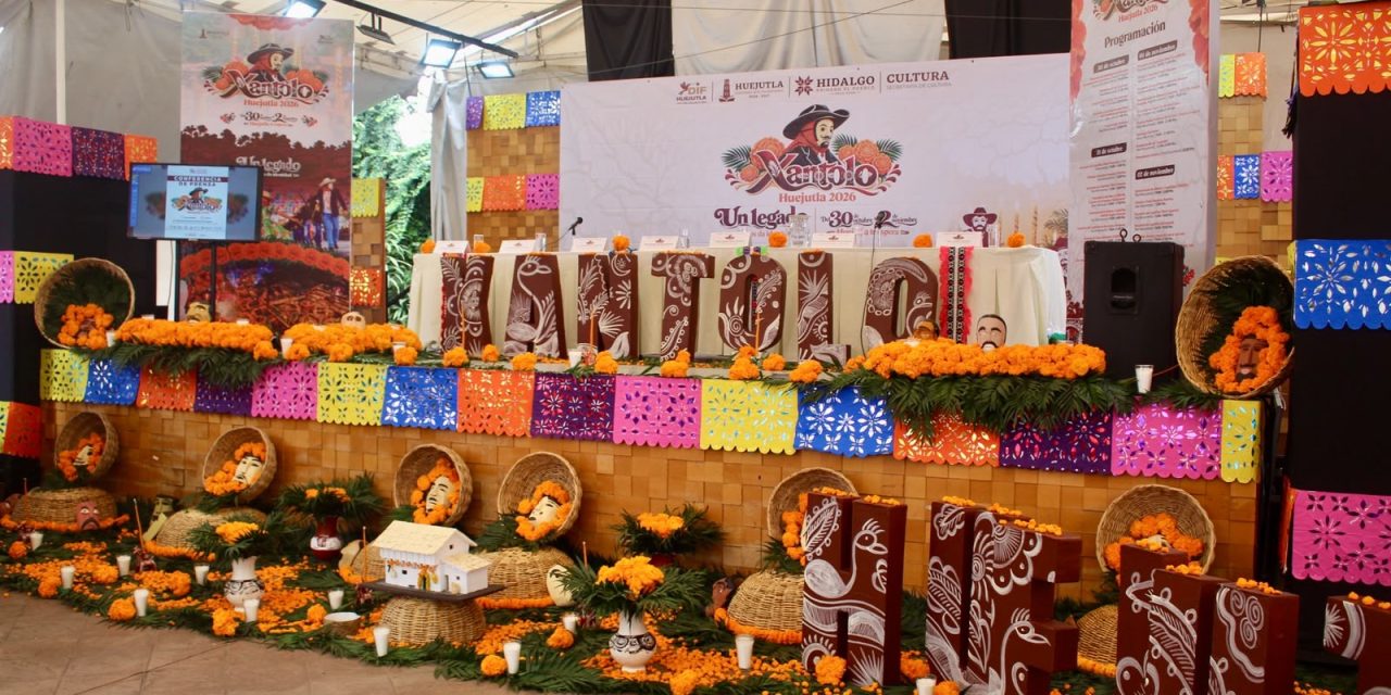 Hidalgo lleva tradición del Xantolo a la CDMX