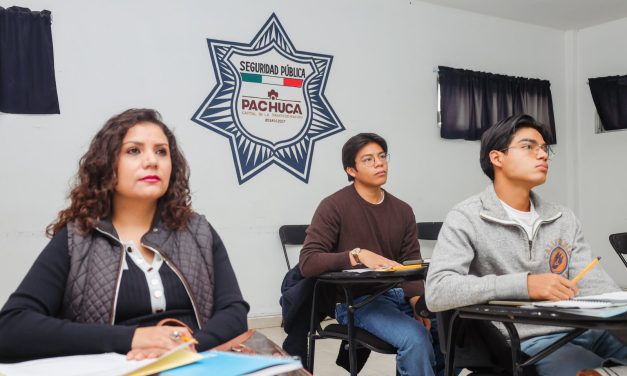 Imparten curso de manejo en Pachuca