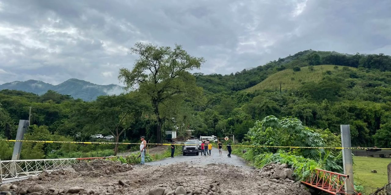 Reubica INE módulo por afectaciones en caminos de la Huasteca