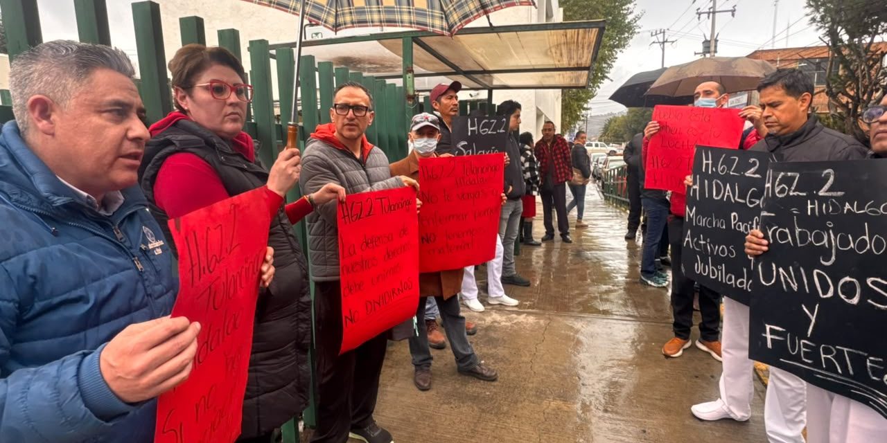 Protestan trabajadores del IMSS por falta de insumos y abusos sindicales