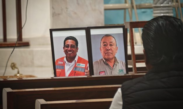 Dan último adiós en Tulancingo a trabajadores de CFE
