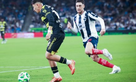 Pachuca y Rayados miden fuerzas en el BBVA por un boleto de oro a la Liguilla